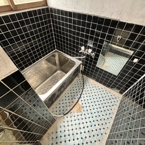 室蘭市みゆき町2丁目2-6の浴室