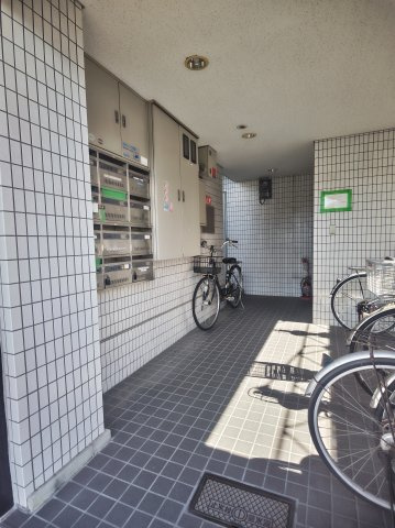 スリーフィールドのロビー|落ち着いたロビーです