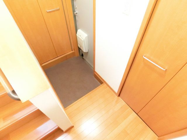 リビングタウン狭山池の玄関