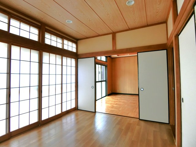 紅葉ヶ丘I邸戸建の洋室
