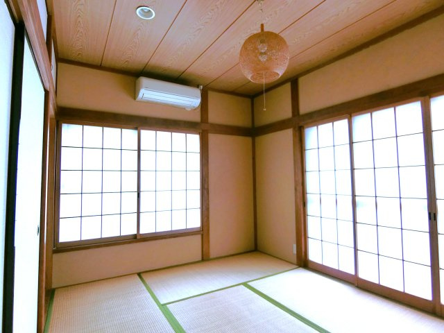 紅葉ヶ丘I邸戸建の和室
