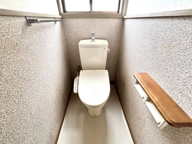 【トイレ】 | ウォシュレット付きです。