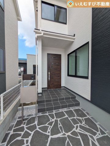 Livele Garden.S　太田第8内ケ島町のエントランス