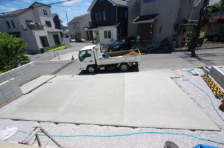 【駐車場】 | 2号棟　駐車場