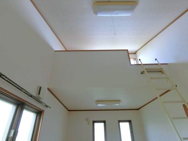 フレンドリーKAMEDAの内装