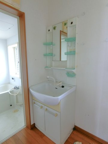 フレンドリーKAMEDAの独立洗面台