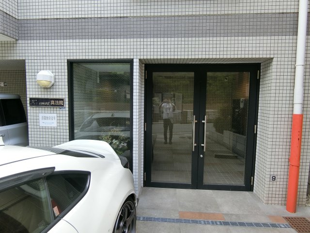 【エントランス】 | K's court真法院