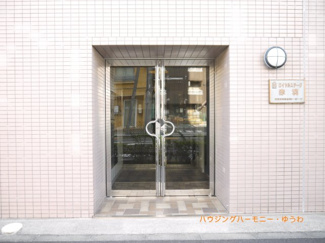 【エントランス】