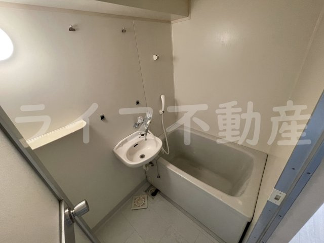 オークハイツの浴室|コンパクトで使いやすいお風呂です