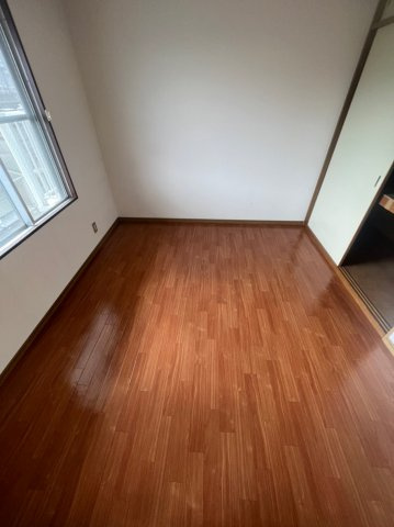 タチバナマンションの洋室