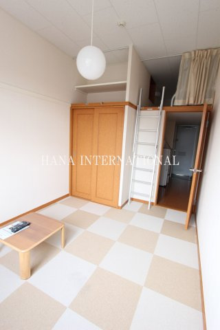 クラージュの居間・リビング