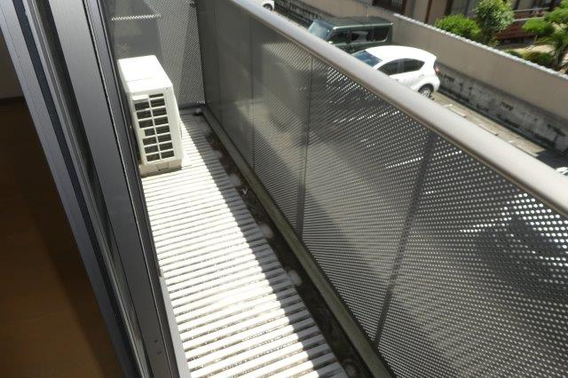 ＮＥＯクラレッドシティＢのバルコニー