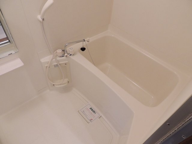 コリーヌメゾンの浴室|バス