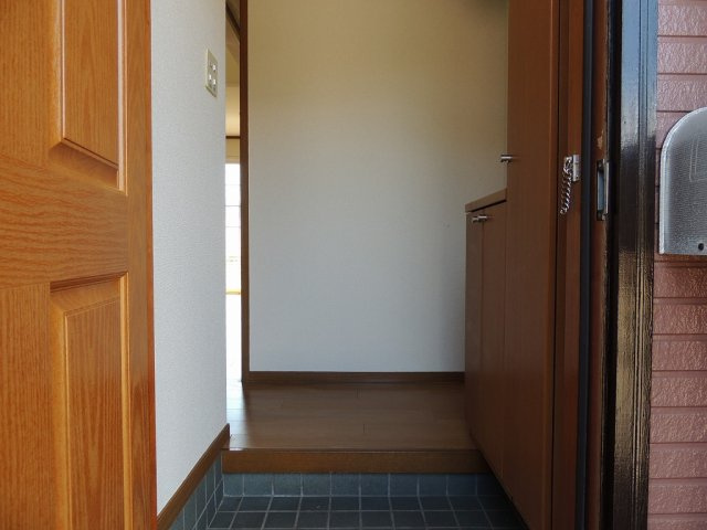 コリーヌメゾンの玄関|玄関