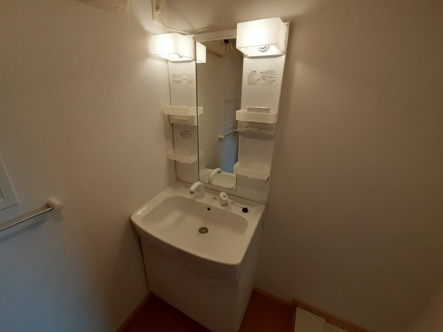 カーサ　アモーレ　Ｂの独立洗面台|洗面所