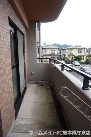 熊本市東区長嶺東８丁目の賃貸マンションのバルコニー