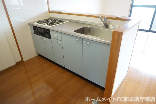 熊本市東区長嶺東８丁目の賃貸マンションのキッチン