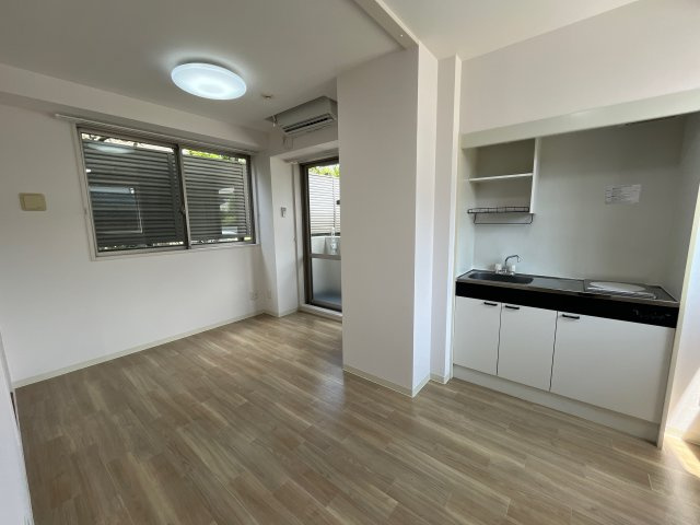インタービレッジ青山一番館の洋室