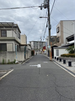 【前面道路含む現地写真】