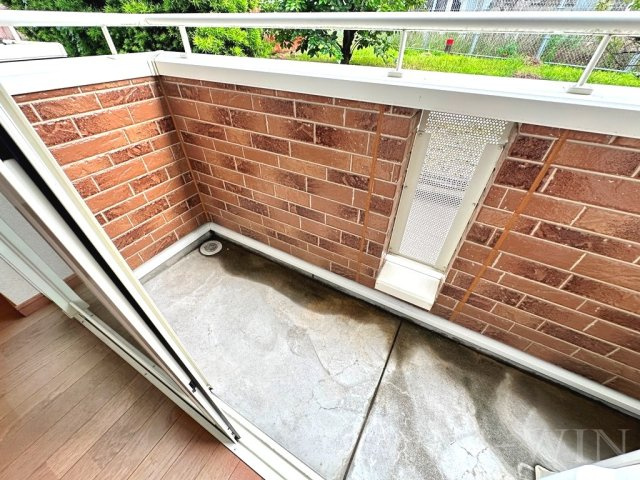 コメコメ・ハウスのバルコニー