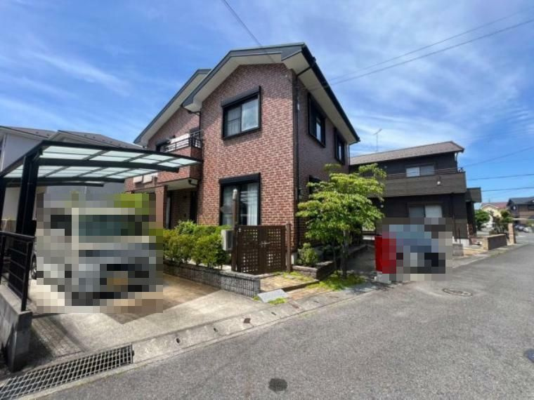野洲市冨波甲　中古戸建の外観