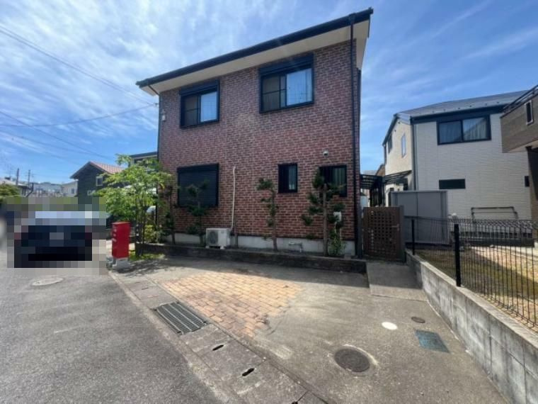 野洲市冨波甲　中古戸建の外観