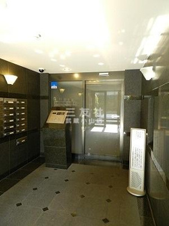【エントランス】