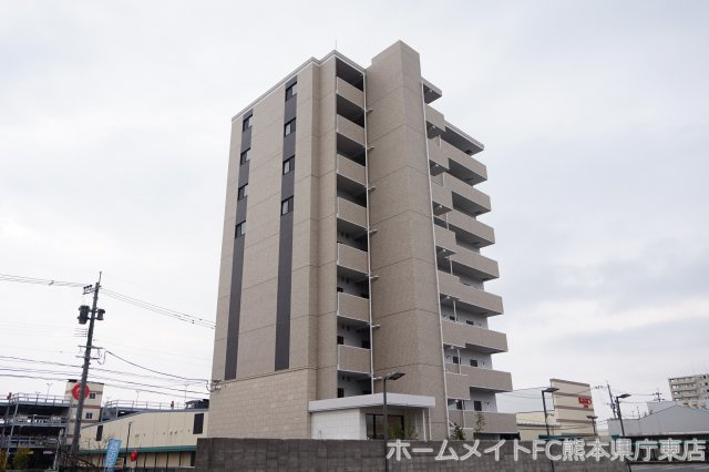 tamukae six