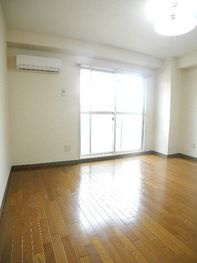 ラ・ビスタⅡの居間・リビング