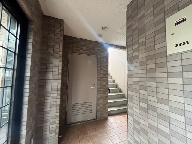 Kurise諏訪のロビー|清潔なロビーです