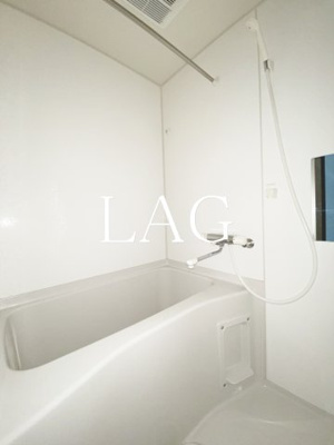 【浴室】 | スパシエカステロ新都心 | お風呂です。