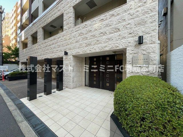 旧ラムール南森町アーバネックスのエントランス