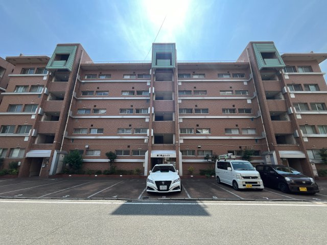 第一青山ハイツの外観