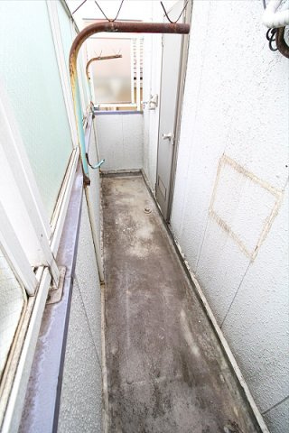 【バルコニー】