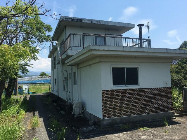 香美市土佐山田町岩積の外観