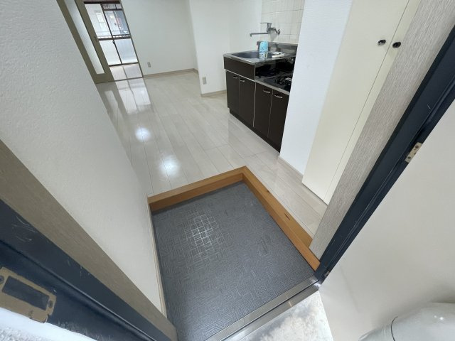 ラバンリュ東合川の玄関