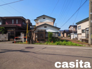 【建築条件なし】大仙市大曲福見町 解体更地渡しの南向き角地物件 東側道路は消雪道路47.73坪の画像