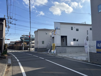 【前面道路含む現地写真】 | 前面道路