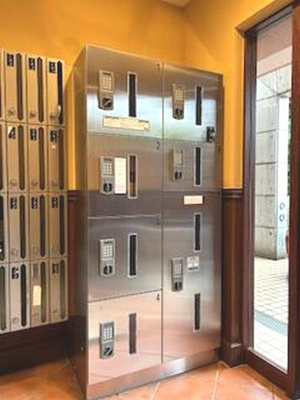 【その他共用部分】 | グランヴァン東池袋 | 宅配ボックス付きで荷物の受け取りもラクラクです♪
