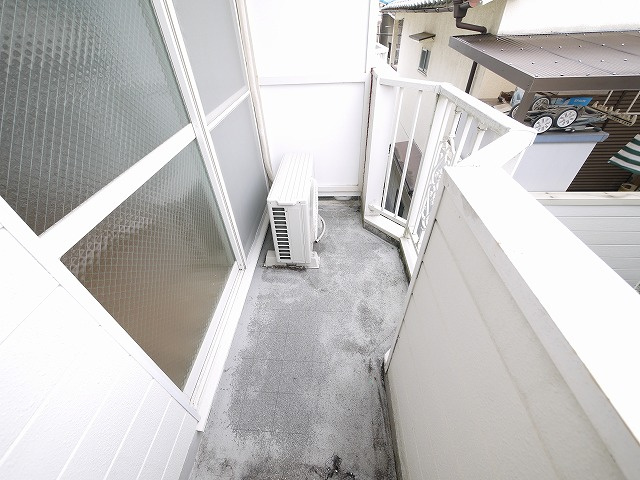 シティエステート南紀寺のバルコニー|お洗濯にも便利なバルコニー付き