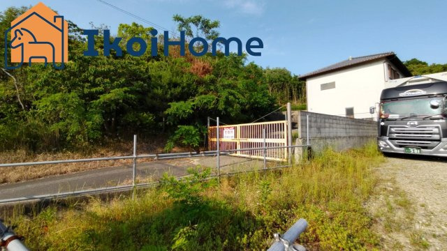 明石市大久保町松陰　中古一戸建の駐車場|物件・当店の最寄駅まで無料送迎！最短10分で指定場所へお迎えに向かいます！まずはお問い合わせください！