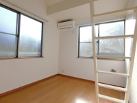 角部屋なのでとにかく明るい