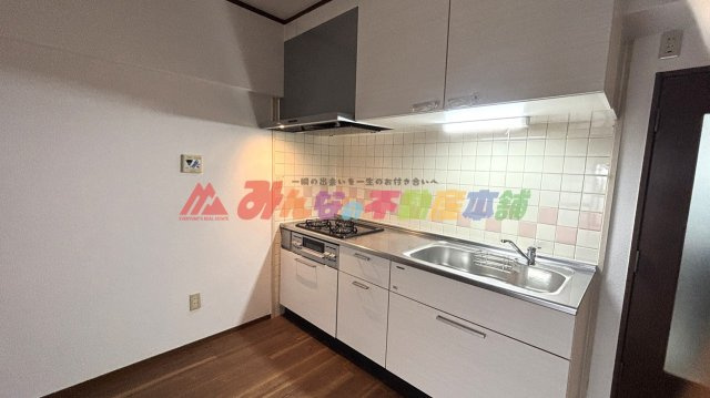 長門石スカイマンション