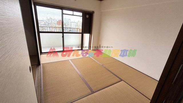 長門石スカイマンションの和室