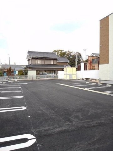 マンス　シャンの駐車場|駐車場完備です