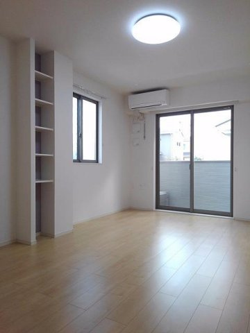 マンス　シャンの居間・リビング|使いやすいリビングです