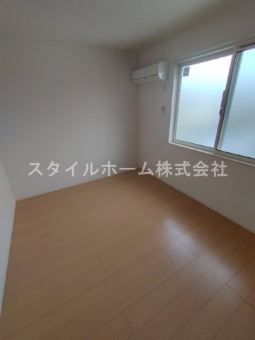 ハイム杉山Ａ棟の居間・リビング