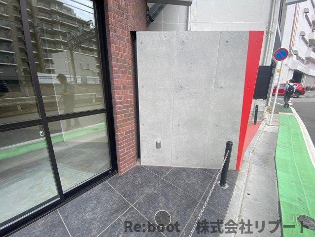 松栄ビル弐号館 のエントランス