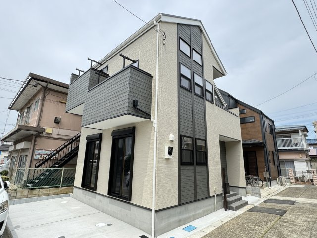 松戸市大金平４丁目新築戸建の外観|完成済み内覧可能です