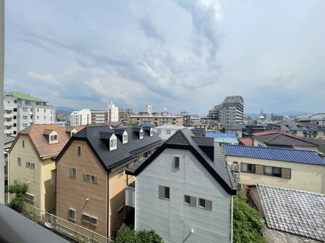 【展望】 | 周辺に高い建物・視界を遮る建物がないので眺望◎日当り風通しもGOOD♪